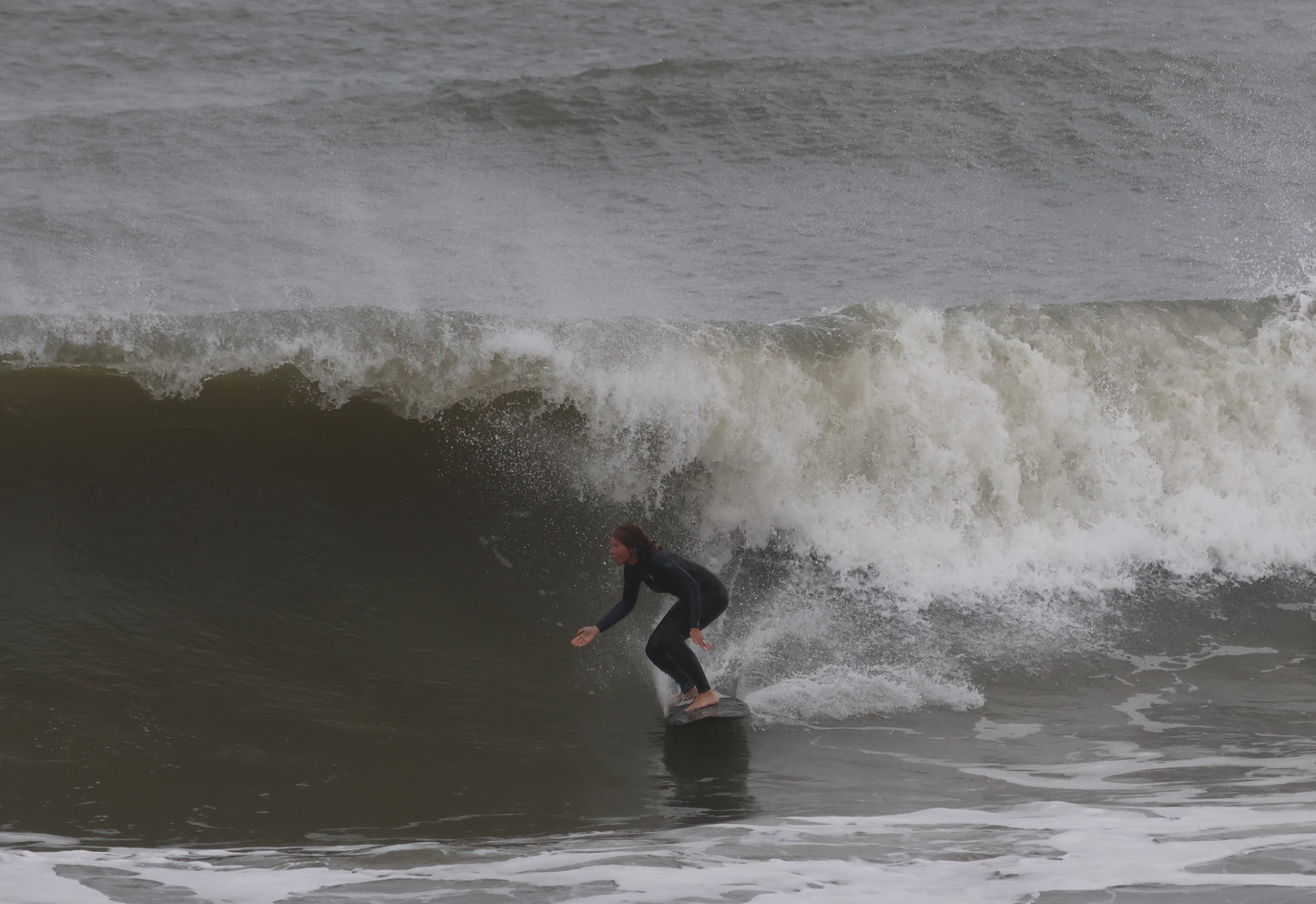 Pa-pa surfing wales