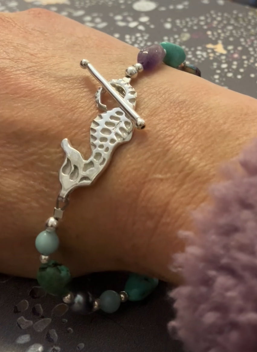 Seahorse beaded bracelet