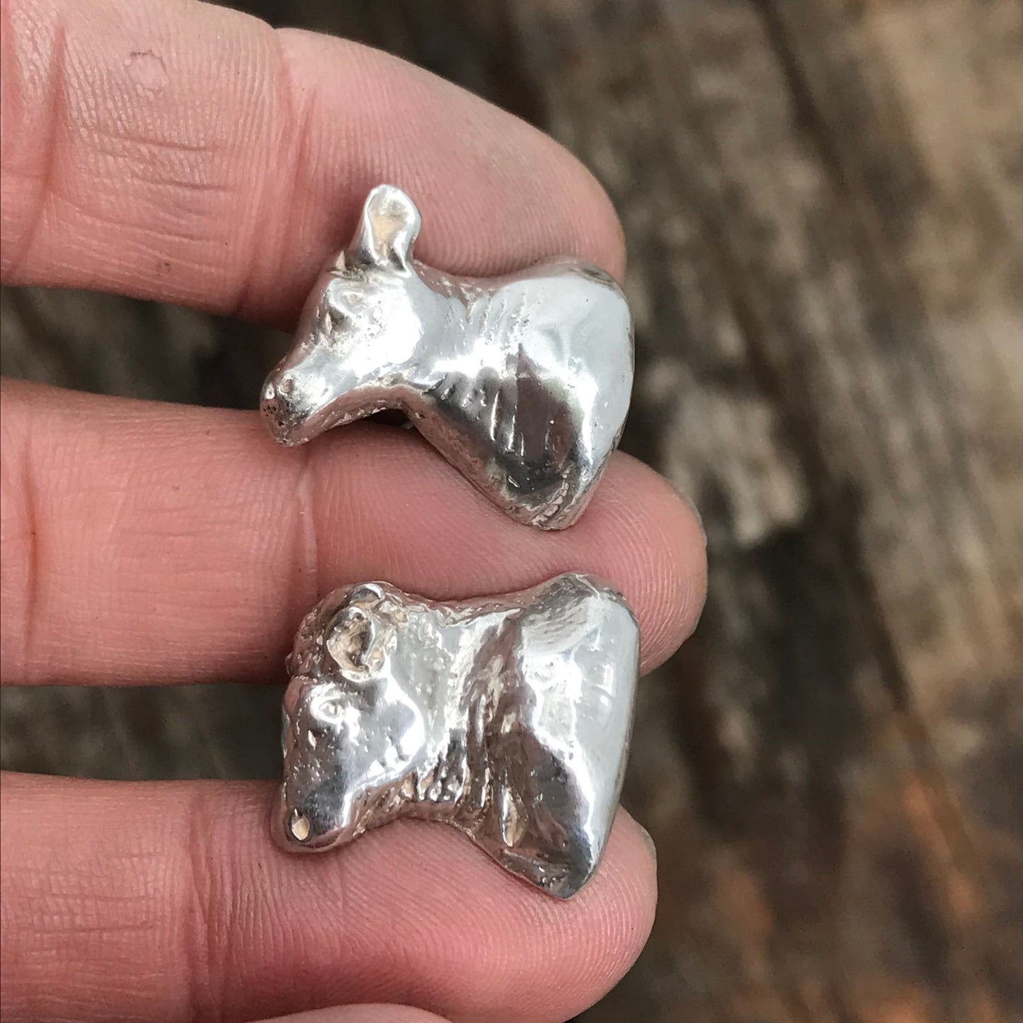 Cow and bull cufflinks