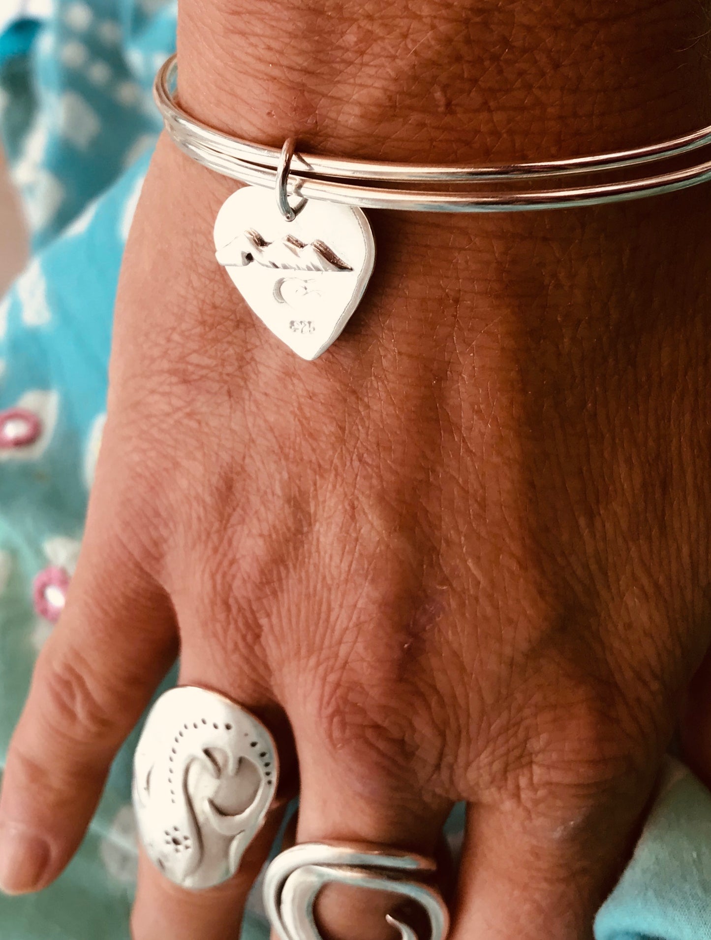 Three Cliffs heart charm bangle