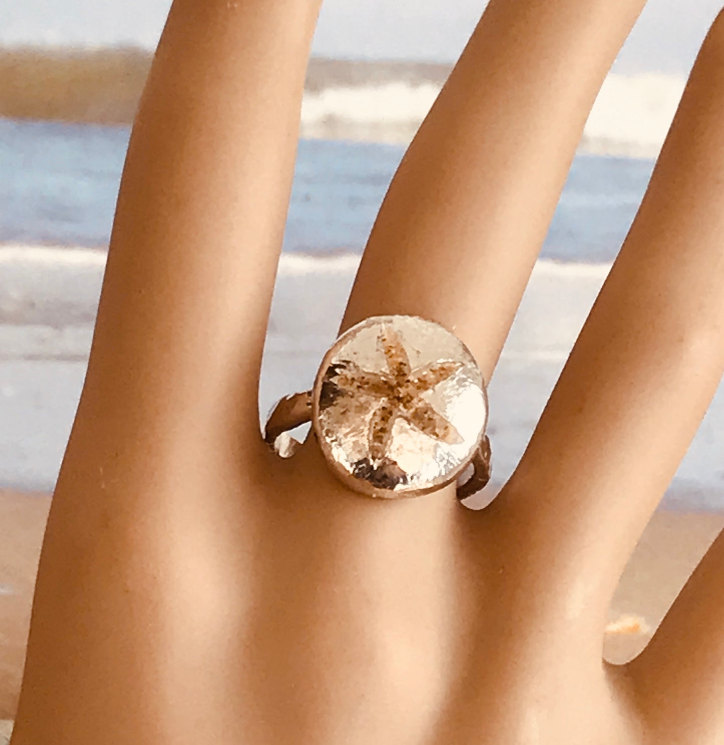 Starfish sand inlay pebble ring