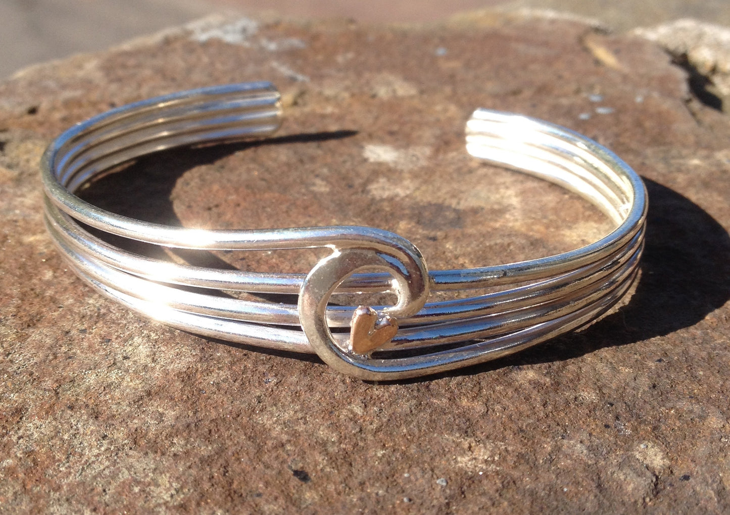 Wave bracelet