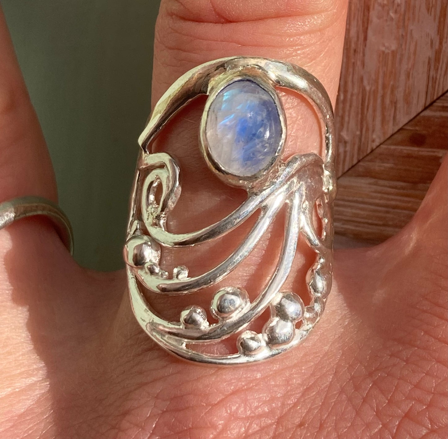 wave and pebbles ring