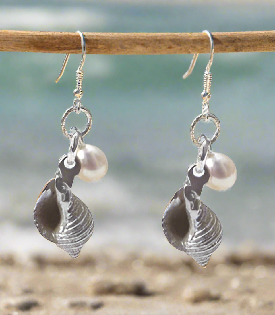 Silver whelk earrings by pa-pa