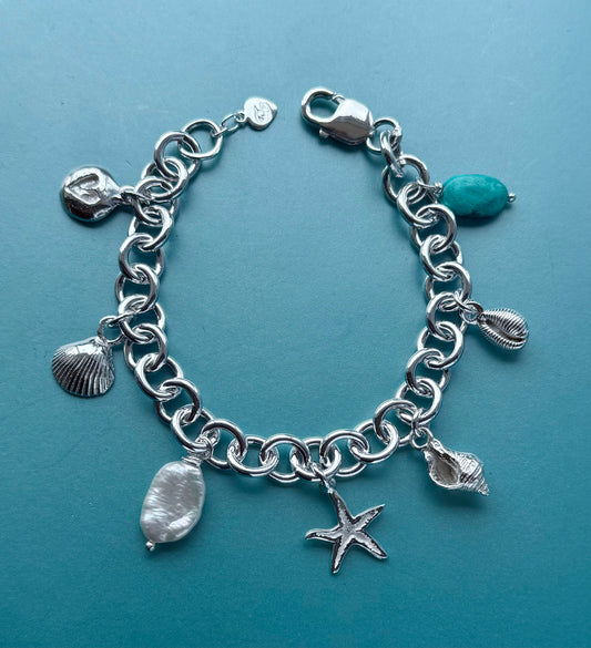 Shell charm bracelet