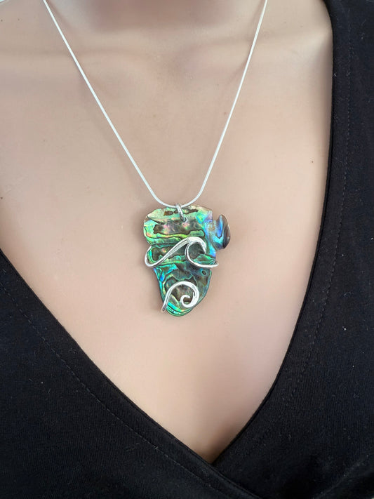 Wave and abalone shell necklace 