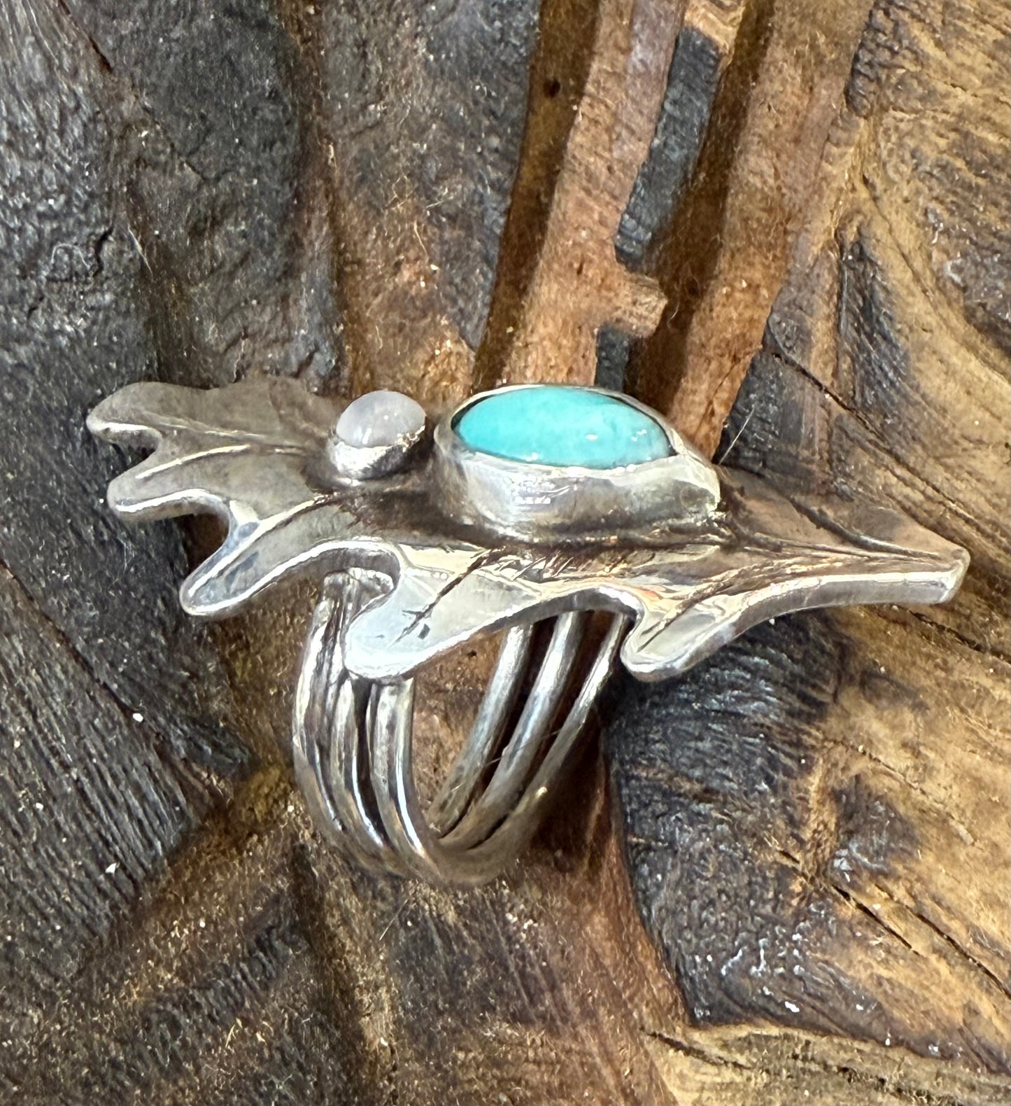 Oak leaf ring solid silver with ammonite and white moonstone set