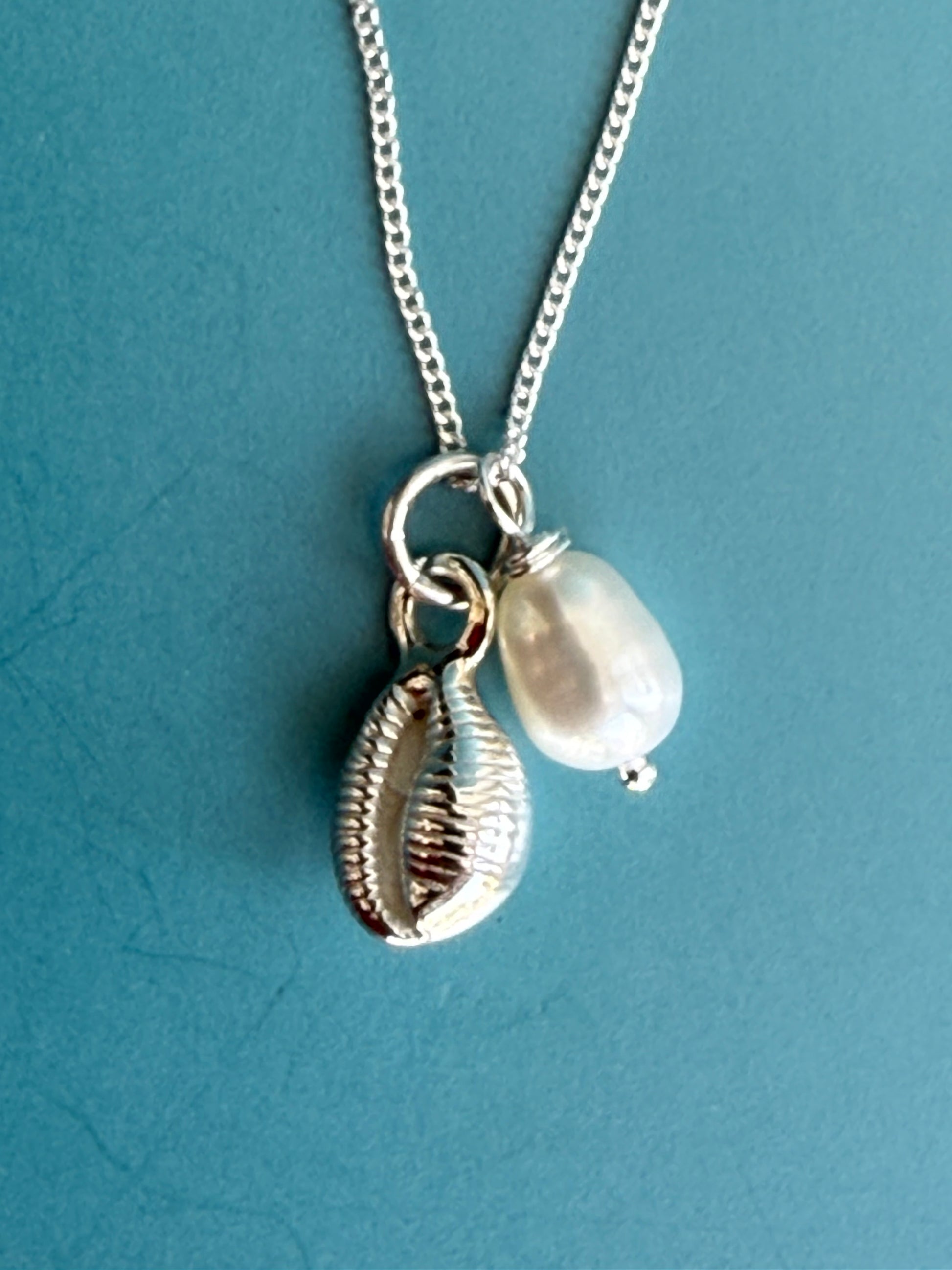 cowrie shell and pearl necklace
