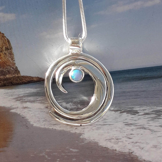 Wave silver necklace with opal