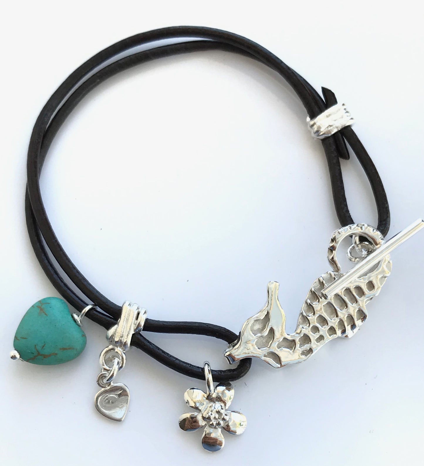 Seahorse bracelet with flower and turquoise bead