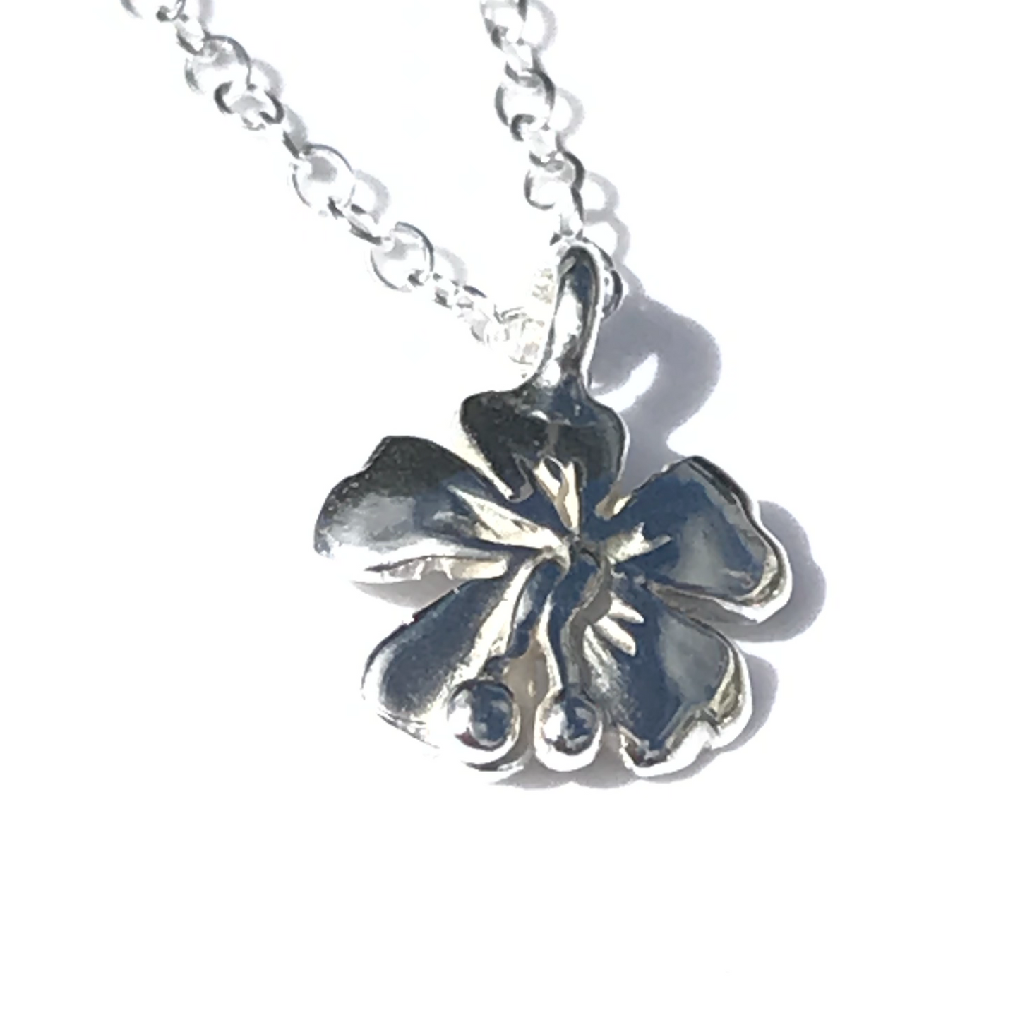 Hibiscus flower necklace