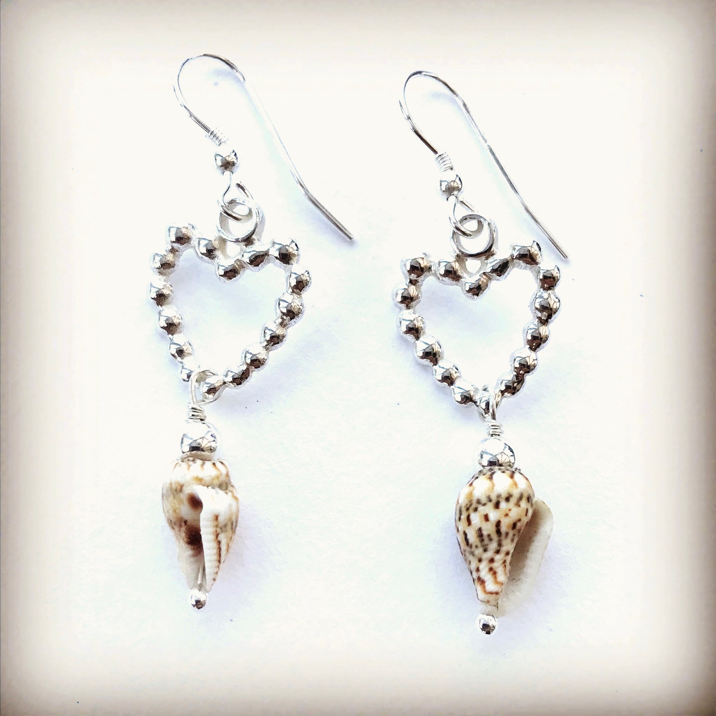 Heart shell earrings