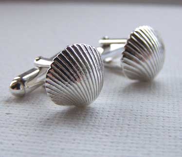 Cockle cufflinks in solid silver