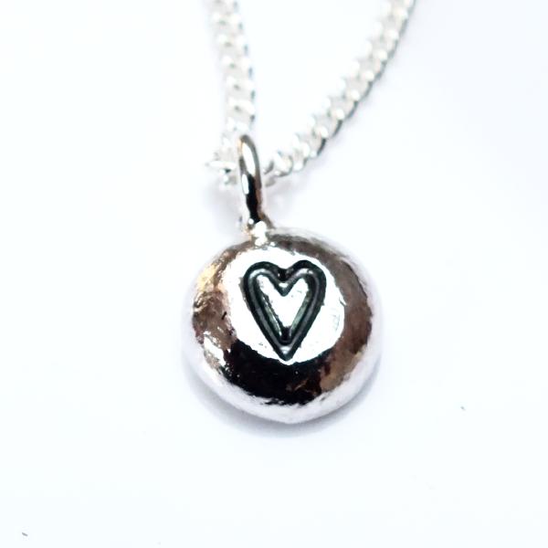 Pebble heart necklace