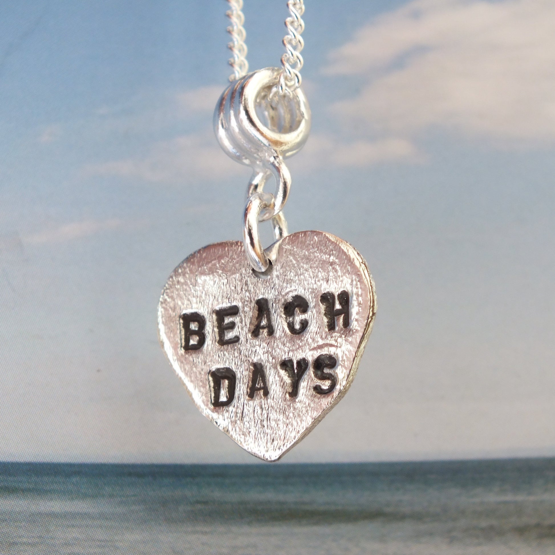 Beach days necklace