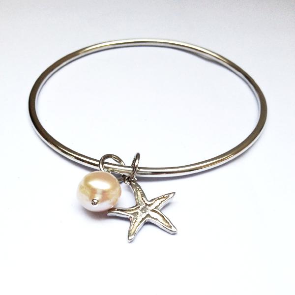 Starfish bangle with white pearl
