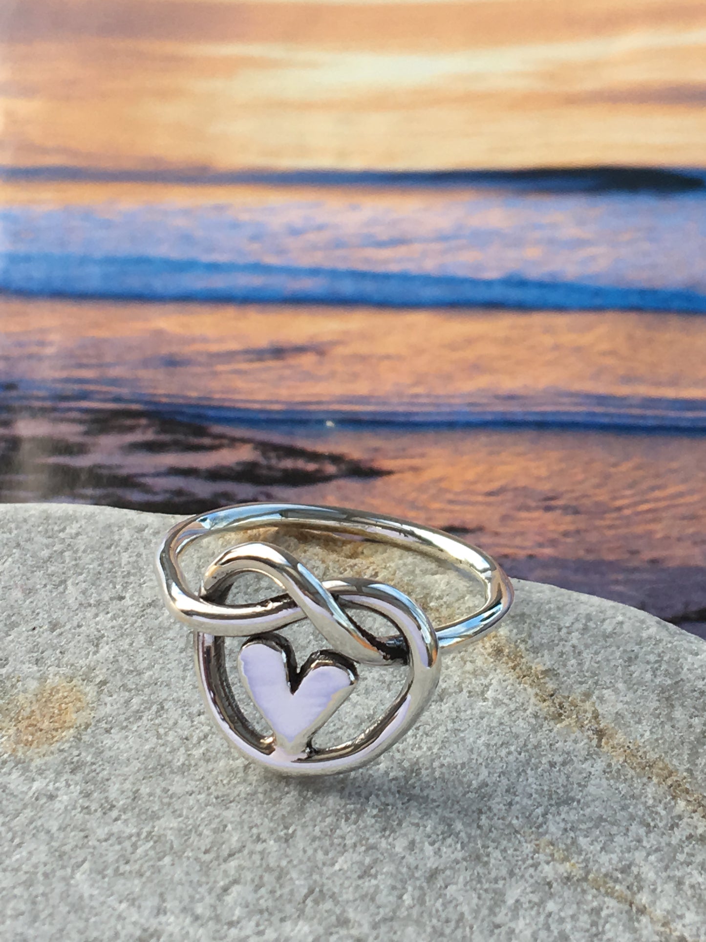 Knot of friendship heart ring
