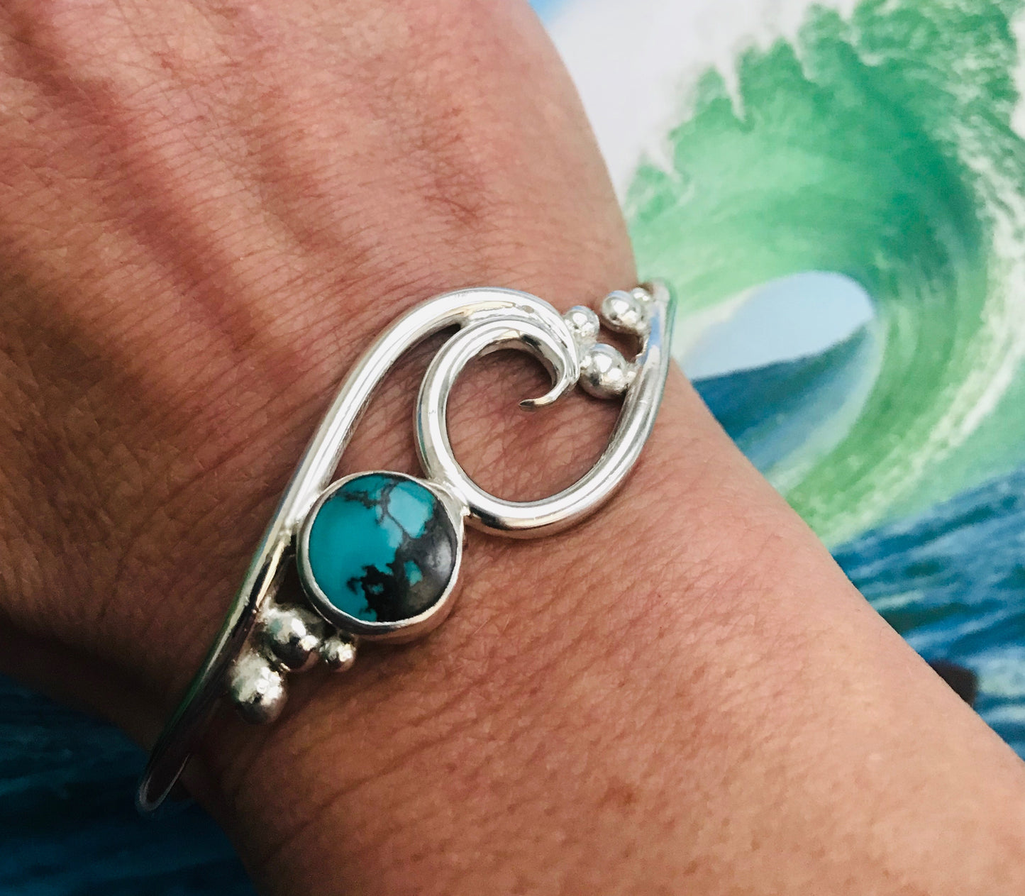 Wave bracelet with turquoise 