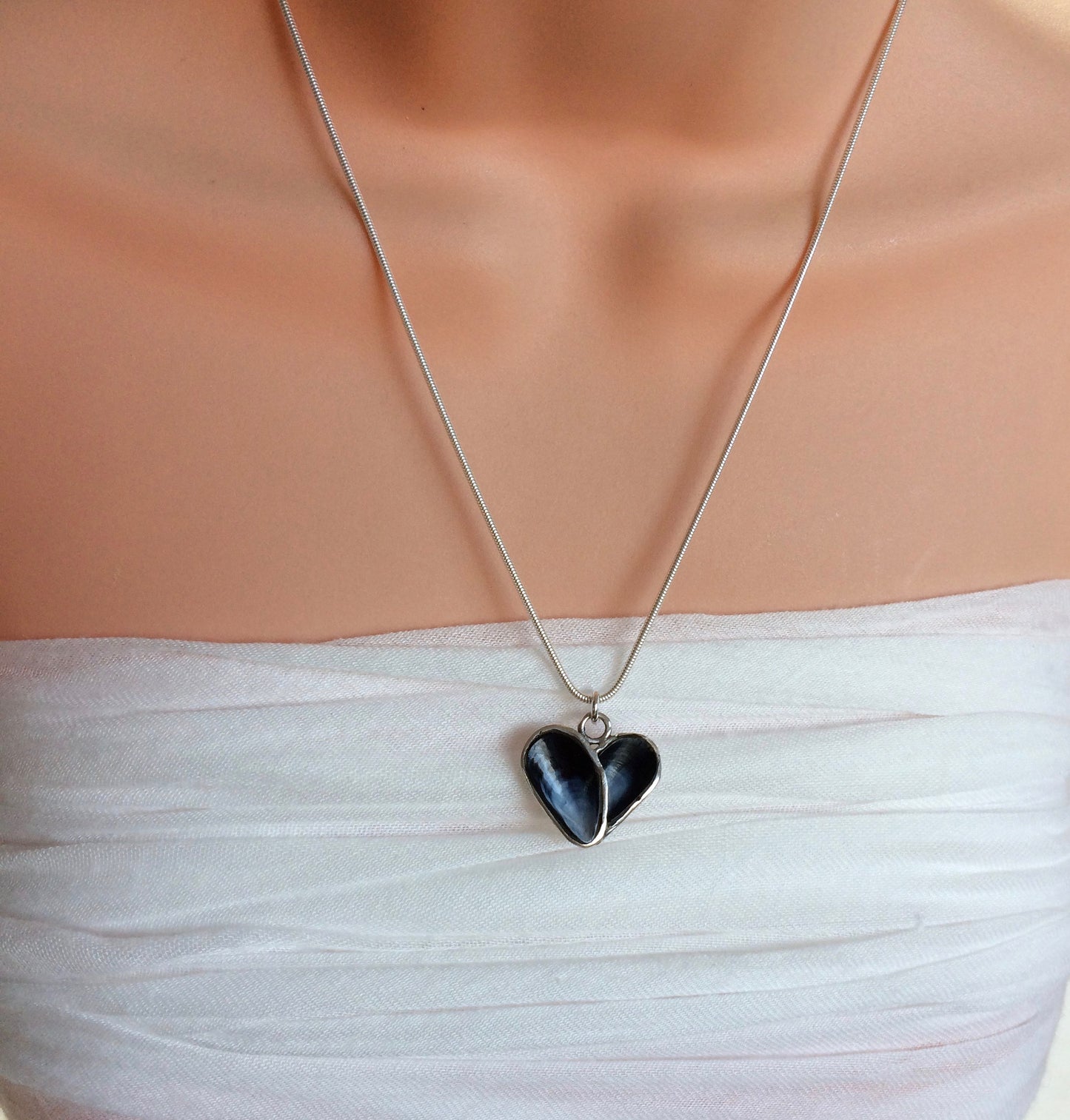 "Heart of the sea" solid silver mussel necklace