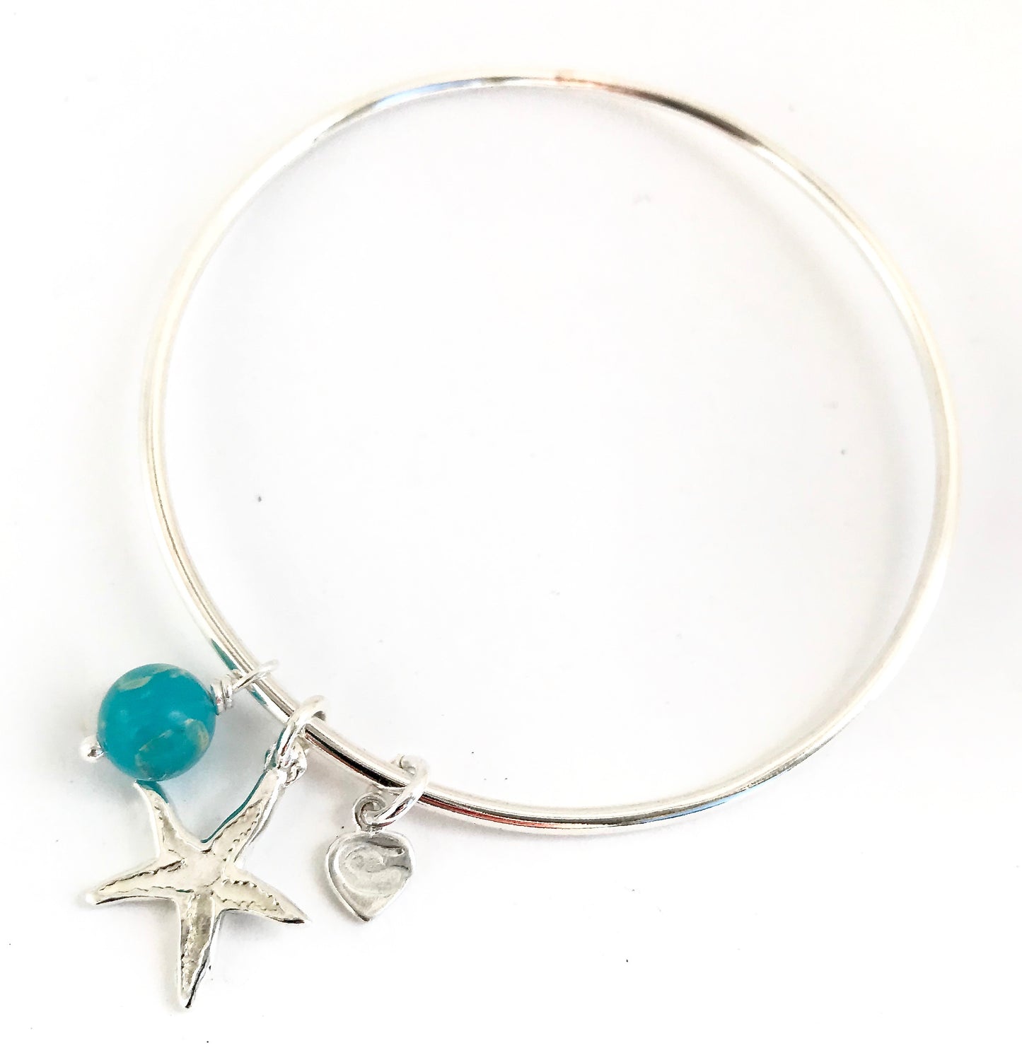 Starfish and white pearl bangle