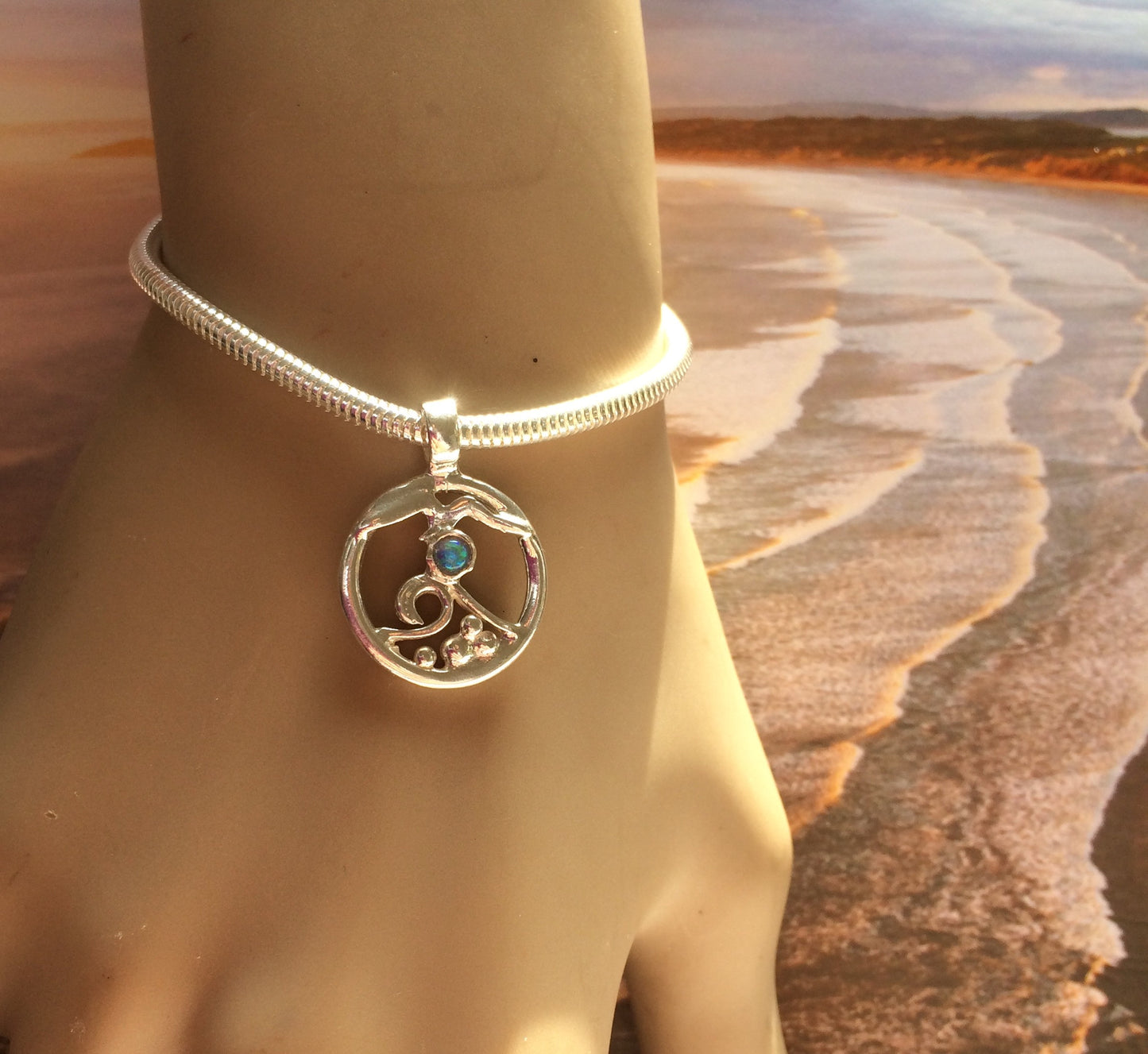 Wave and gulls charm