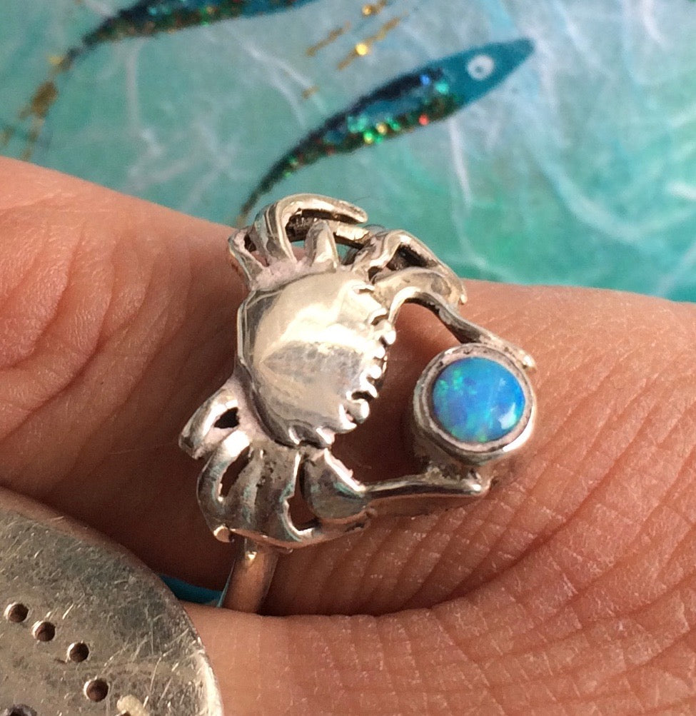 Crab ring silver and opal by Pa-pa