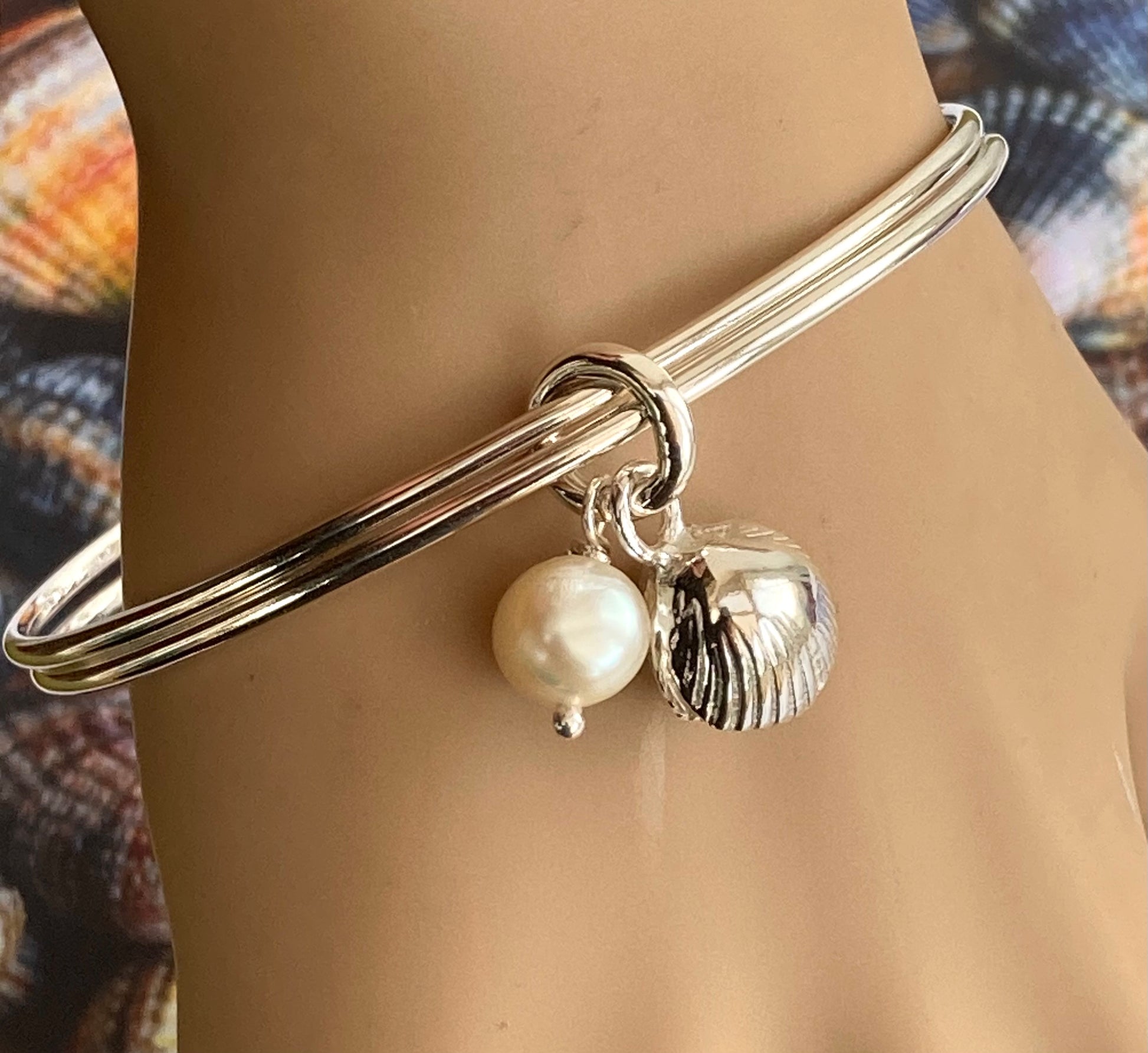 Silver cockle double bangle