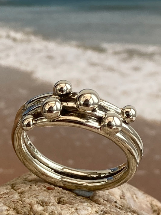 white gold pebbles ring