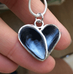 Size"Heart of the sea" solid silver mussel necklace